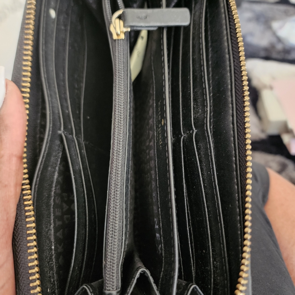 Kate Spade ♠️ Wallet - Picture 6 of 7